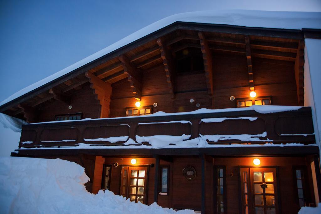 Snowball Chalet at Madarao Mountain Hotel Iiyama Bagian luar foto